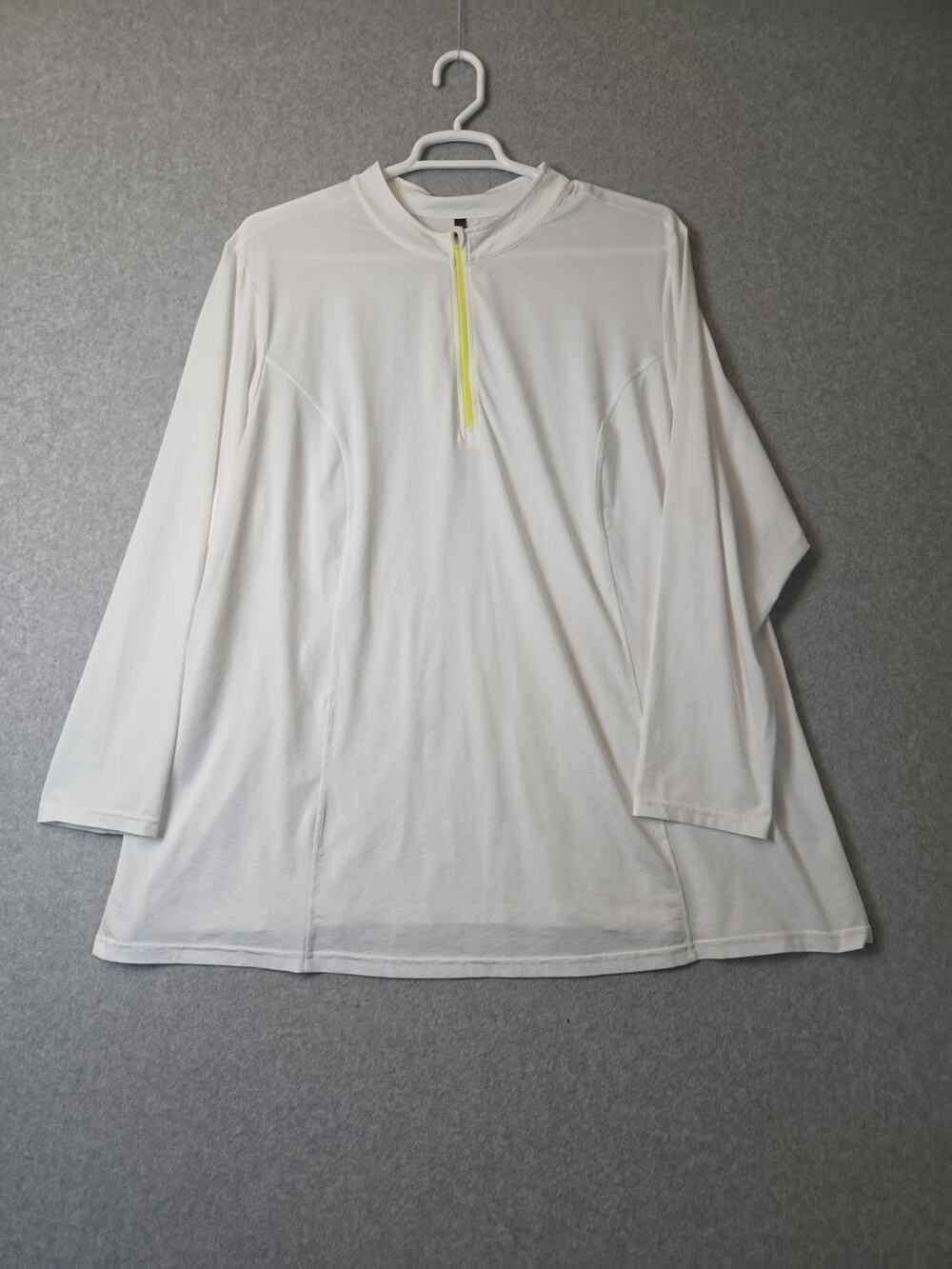 Torrid 5 White LS Athletic 1/4 Zip Pullover Tee Shirt Women's Plus 5X Stretch